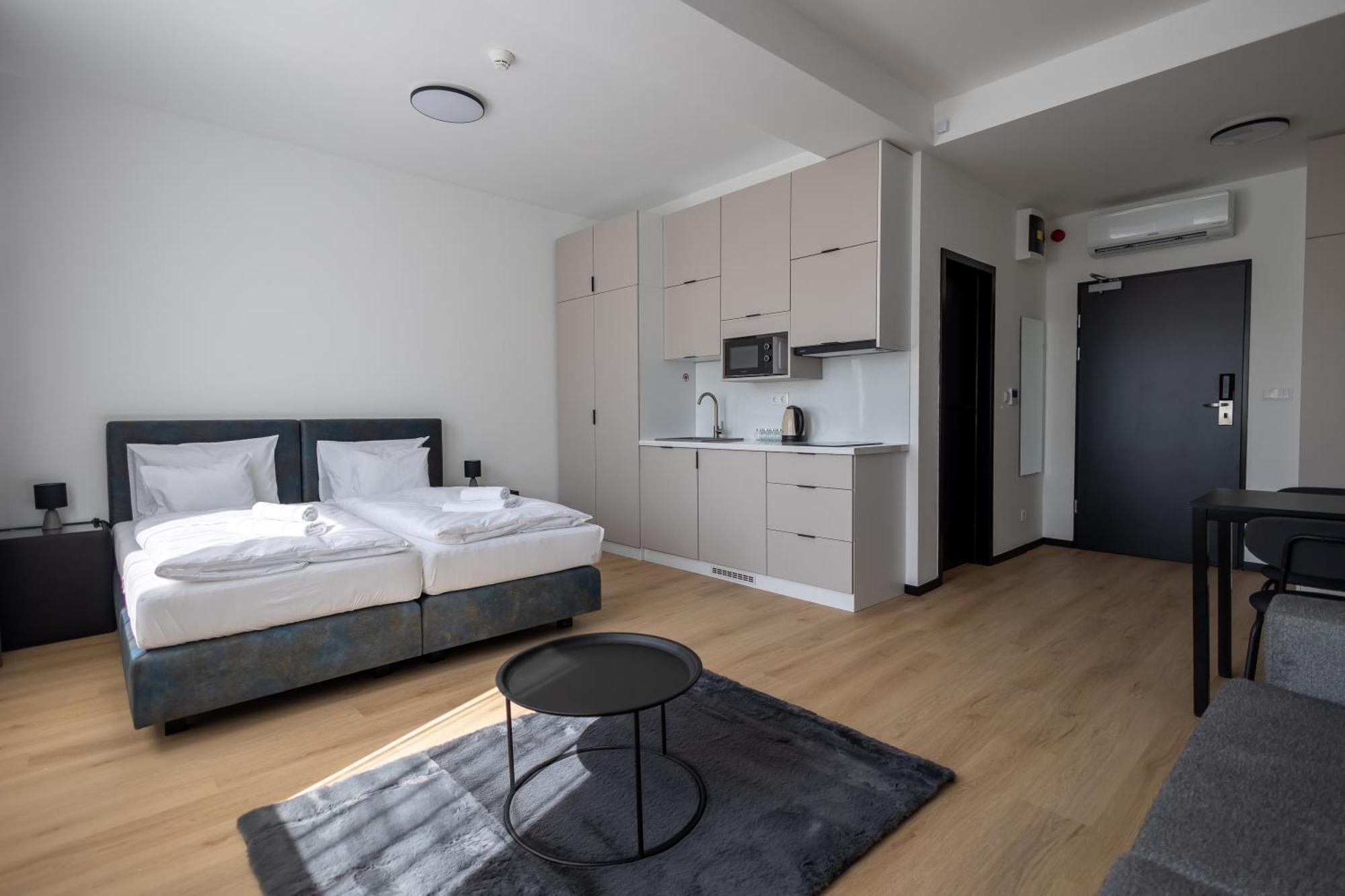 Central Residence Apartmanok 미슈콜츠 외부 사진
